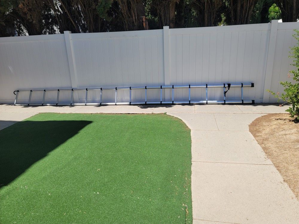 20' Telescopic LADDER