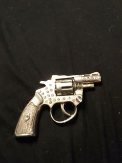 Belt buckle