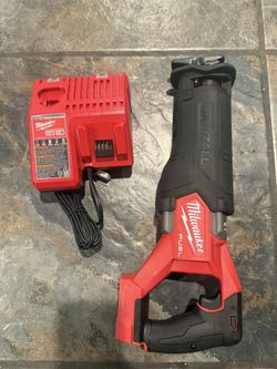 Milwaukee Sawzall M18