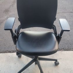 2017 Steelcase Leap V2 Office Desk Gaming Chairs 