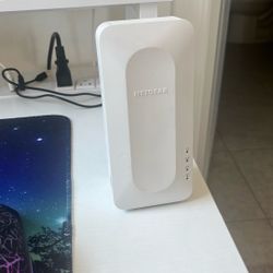 Netgear Mesh Extender 