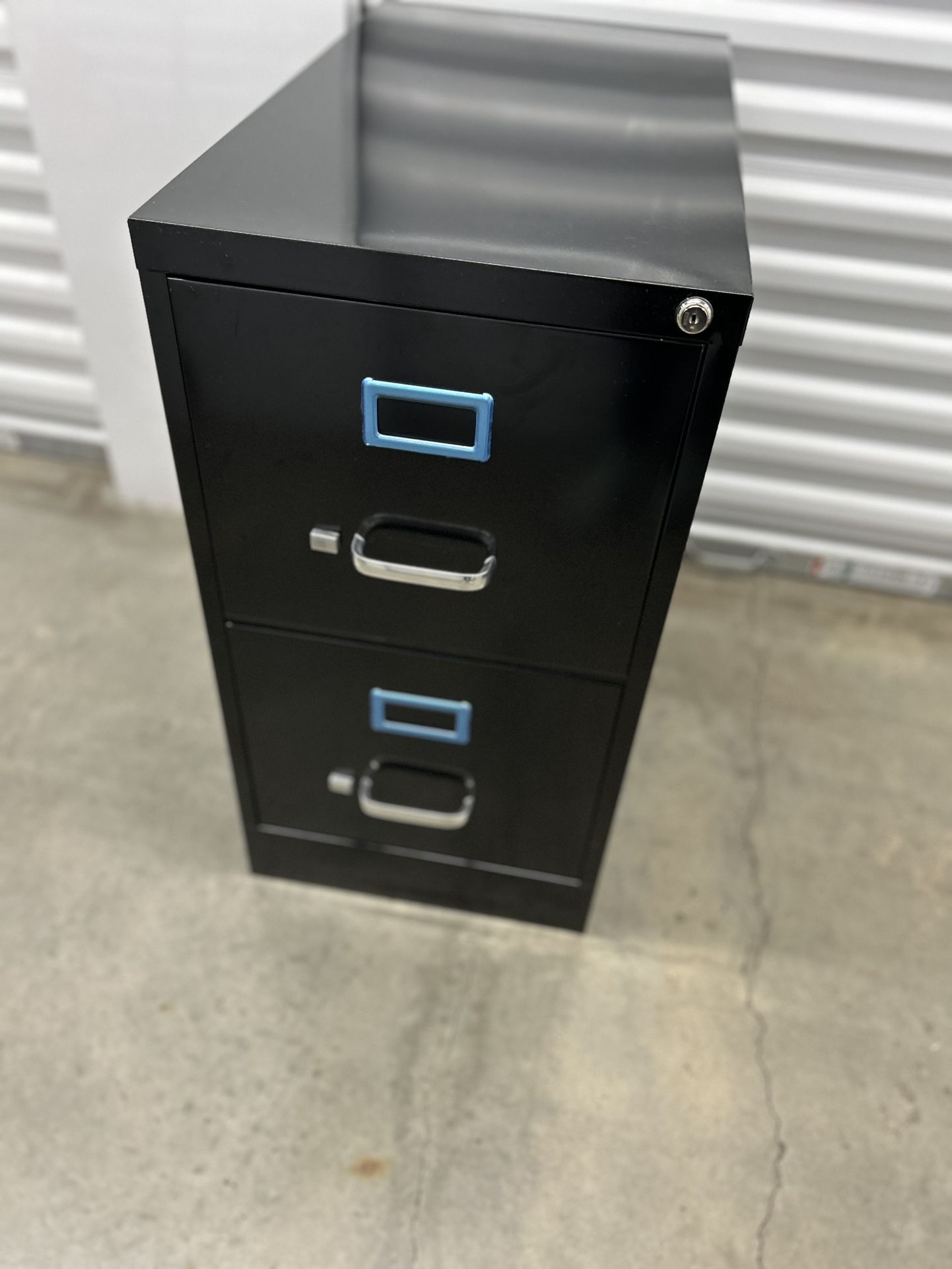 2-Drawer Vertical File Cabinet,black Included Key