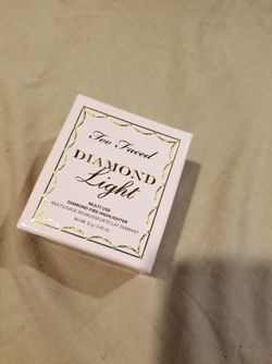 too faced highlighter