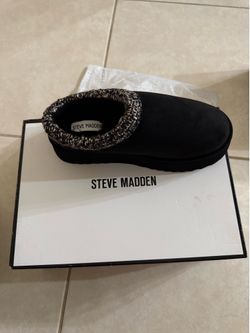 Steve Madden Selden slippers