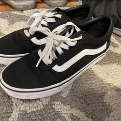 Women's Vans Size 8 