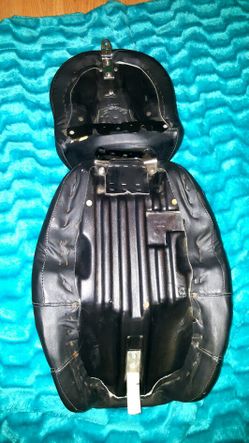 Harley davidson touring seat...very comfortable...Great condition!