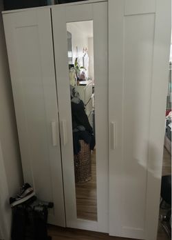 IKEA closet like new