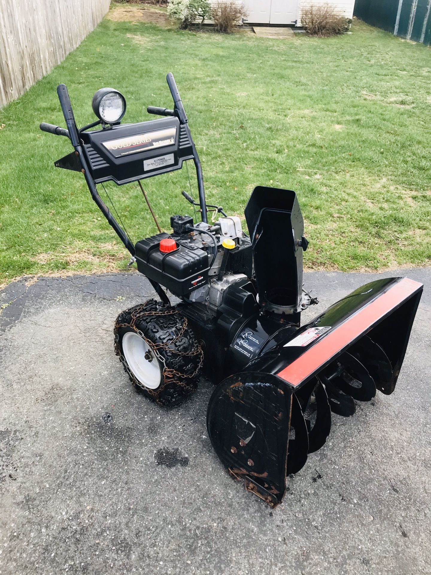 MTD Gold 10.0HP 28” Snow Blower w/ Electric Start