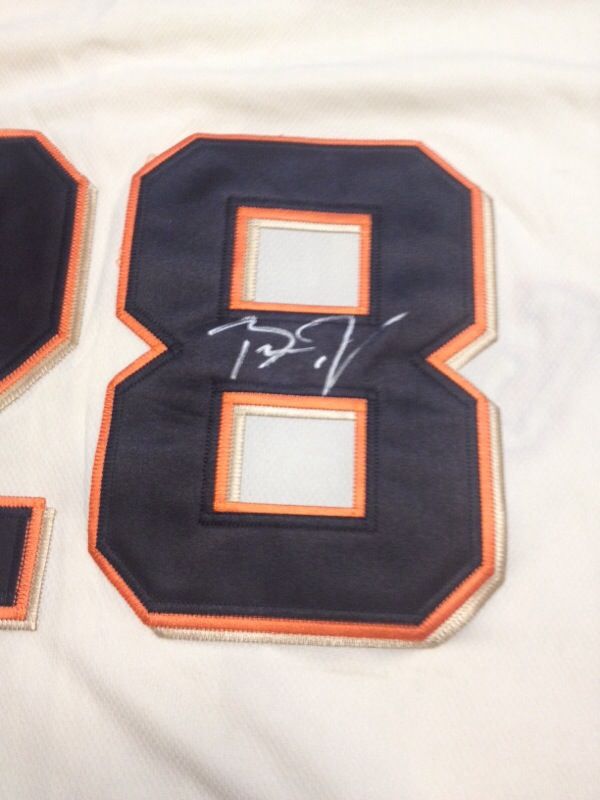 Buster Posey Autographed Giants Jersey w/COA!!