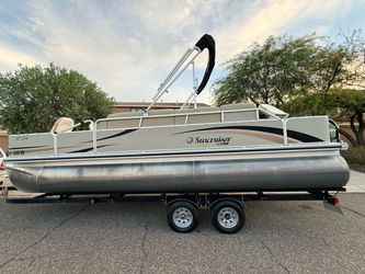 2011 Lowe Suncruiser 234