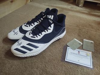 New York Yankees Aaron Judge Player Issued And Signed Cleats
