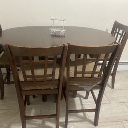 Dinner Table 