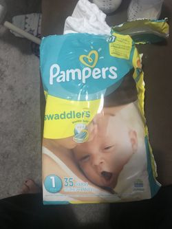 Size 1 pamper swaddlers diapers