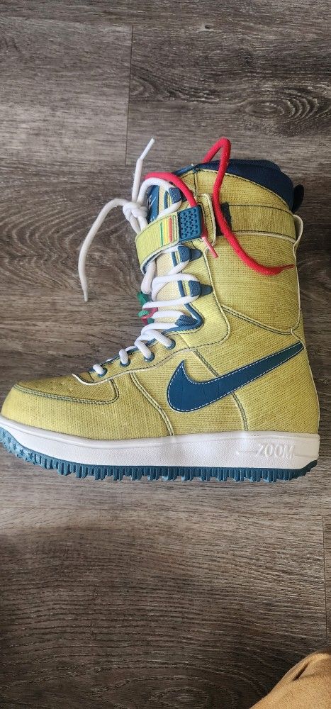 Nike ZOOM FORCE 1s Size 6.5