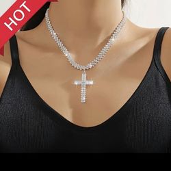 Luxurious Glitter Cuban Zirconia Necklace with Cross Pendant Silver Sparkly
