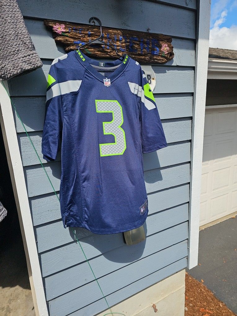 Russell Wilson Jersey Sz Large