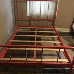 Crate and Barrel/Crate Kids/Land Of Nod Full Bed With Slats