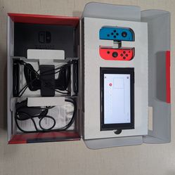 Nintendo Switch 1 W/Box and Zelda Carrying Case