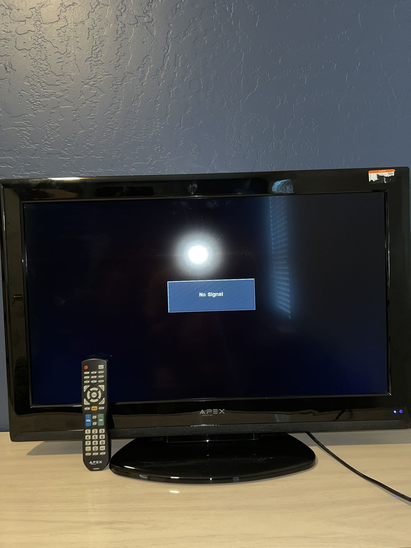 35 Inch Apex Tv