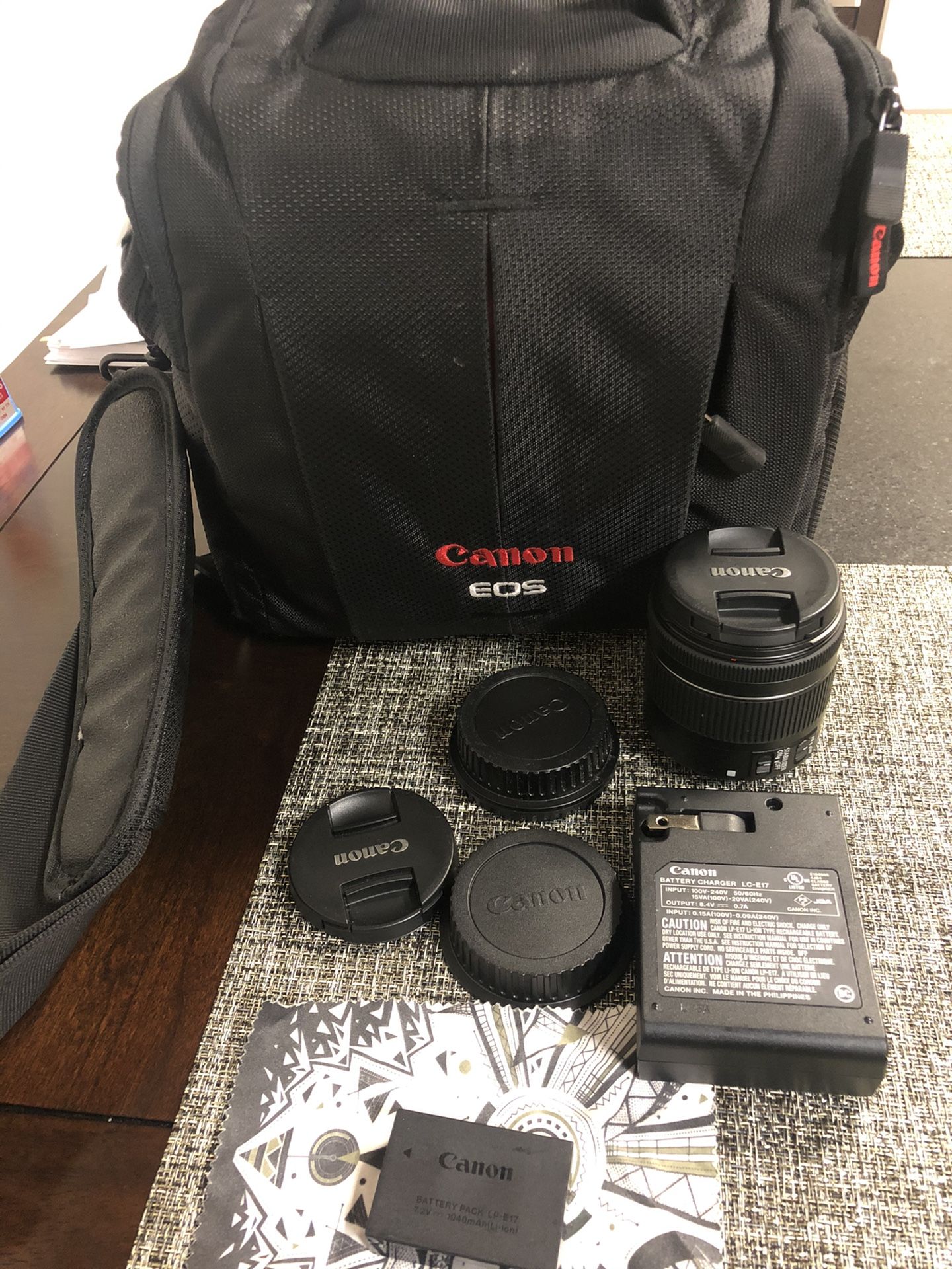 Canon camera bag - lens- battery - charger