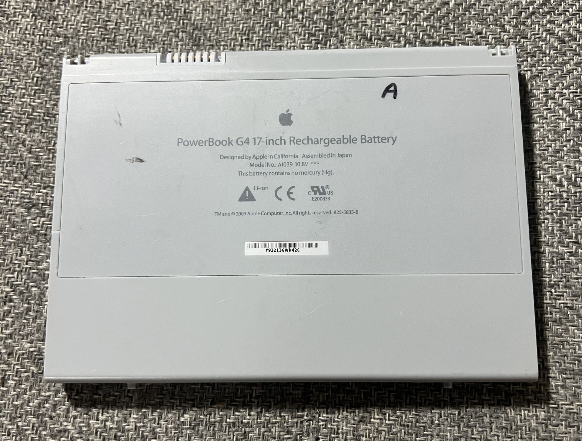 Apple A1039 Rechargeable Battery for PowerBook G4 17-Inch – UNTESTED