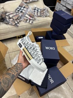 White B23 Dior