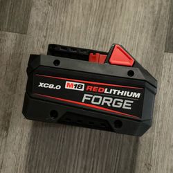 Milwaukee M18 18V Lithium-Ion REDLITHIUM FORGE XC 8.0 Ah Battery Pack