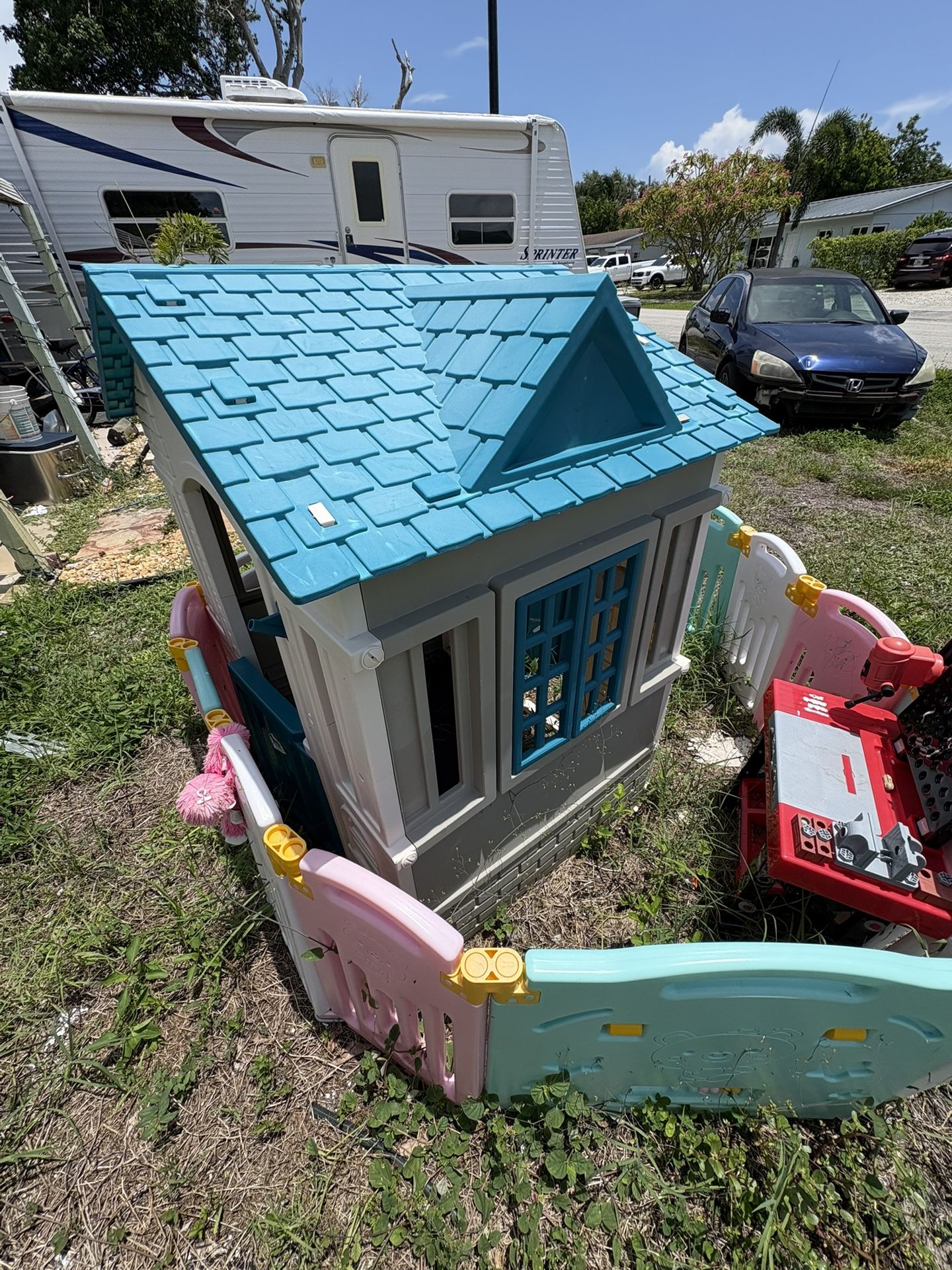 Play House Doll House Shelter