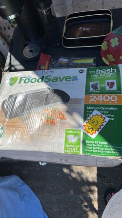 Food saver vacuum sealing system