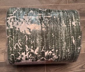 ✨ Beautiful Vintage Area Rug – 8’ x 10’ ✨ Green and White Distressed Area Rug
