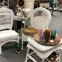 White Wicker Chairs, Side Table 