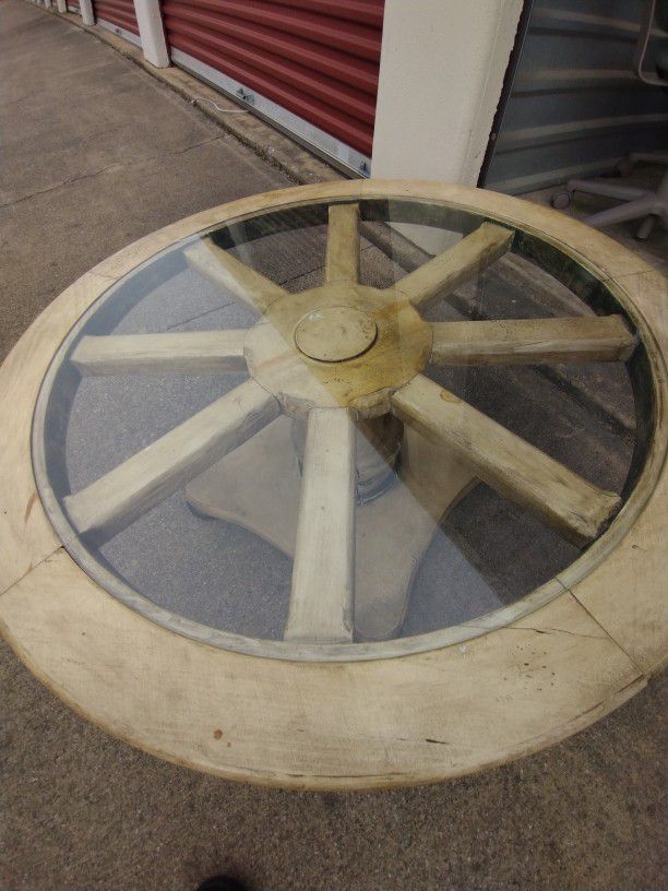 Wagon Wheel Coffee Table 
