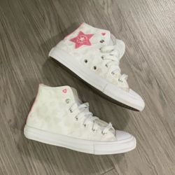 White Converse With Pink Accents 