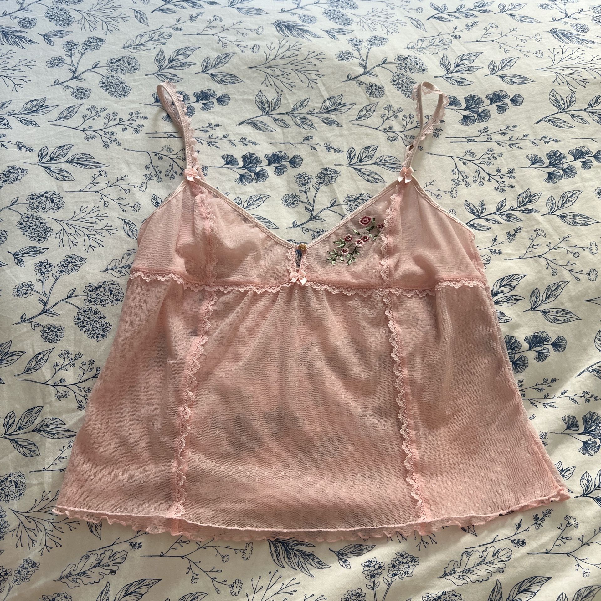 Victoria’s Secret Cami Size M