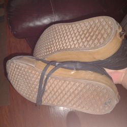 (11in)Slightly Worn Pair Of Vans Gripped Skateboarding Shoes