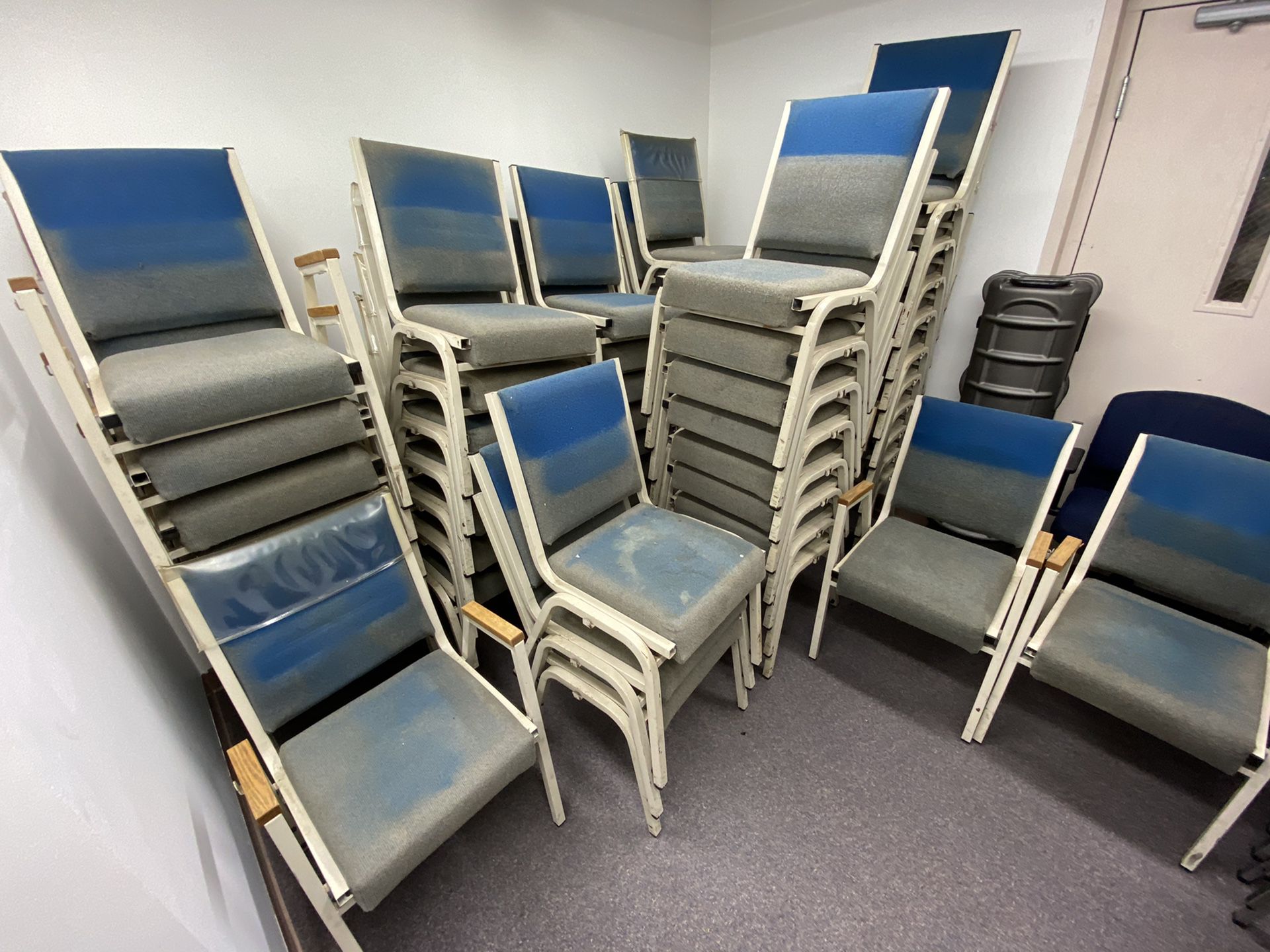 60 sillas-chairs