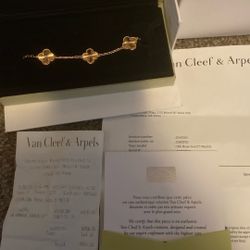 Van Cleef And Arpels 18k Rose Gold 