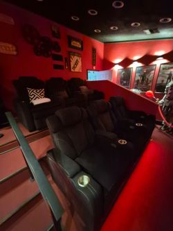 6 Electric movie chairs ... all work great