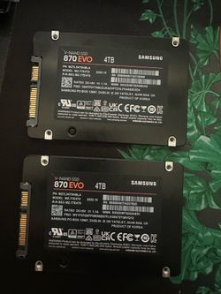 2x Samsung 870 EVO SSD 4TB