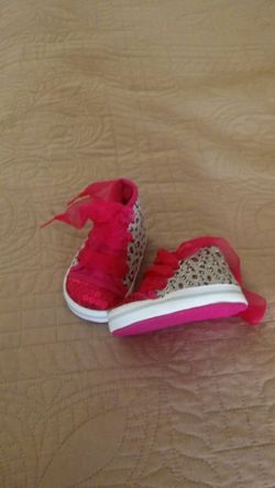 Baby Shoes 6-9 mos