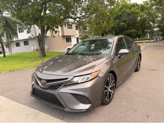 2019 TOYOTA CAMRY SE