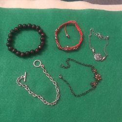 Bracelet