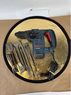 Used RH328RC Boschhammer 1-1/8” Vibration Control Rotary Hammer with bits, wired