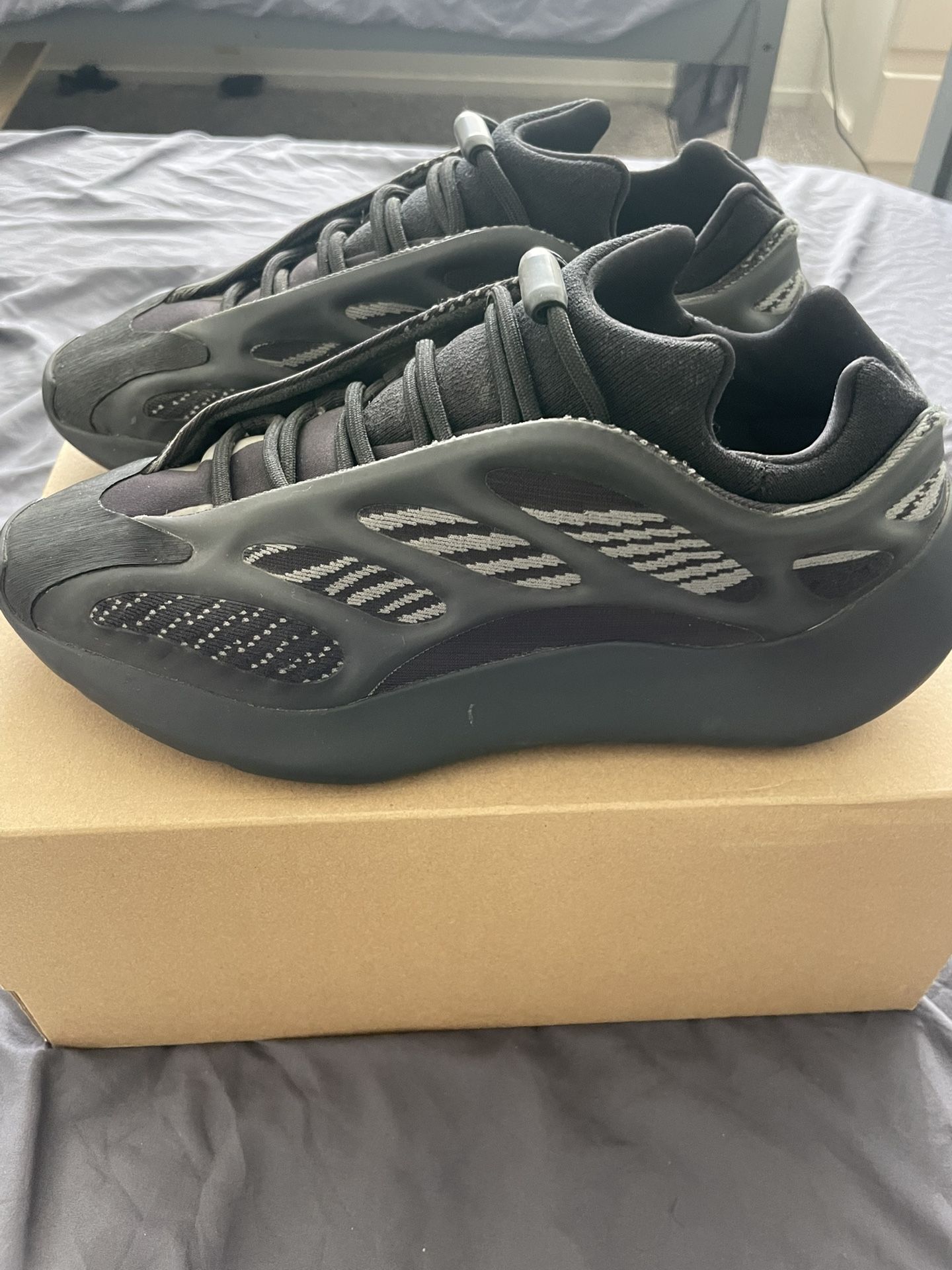 Yeezy 700