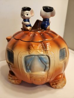 Cinderella Pumpkin  Vintage Coach ceramic cookie jar.