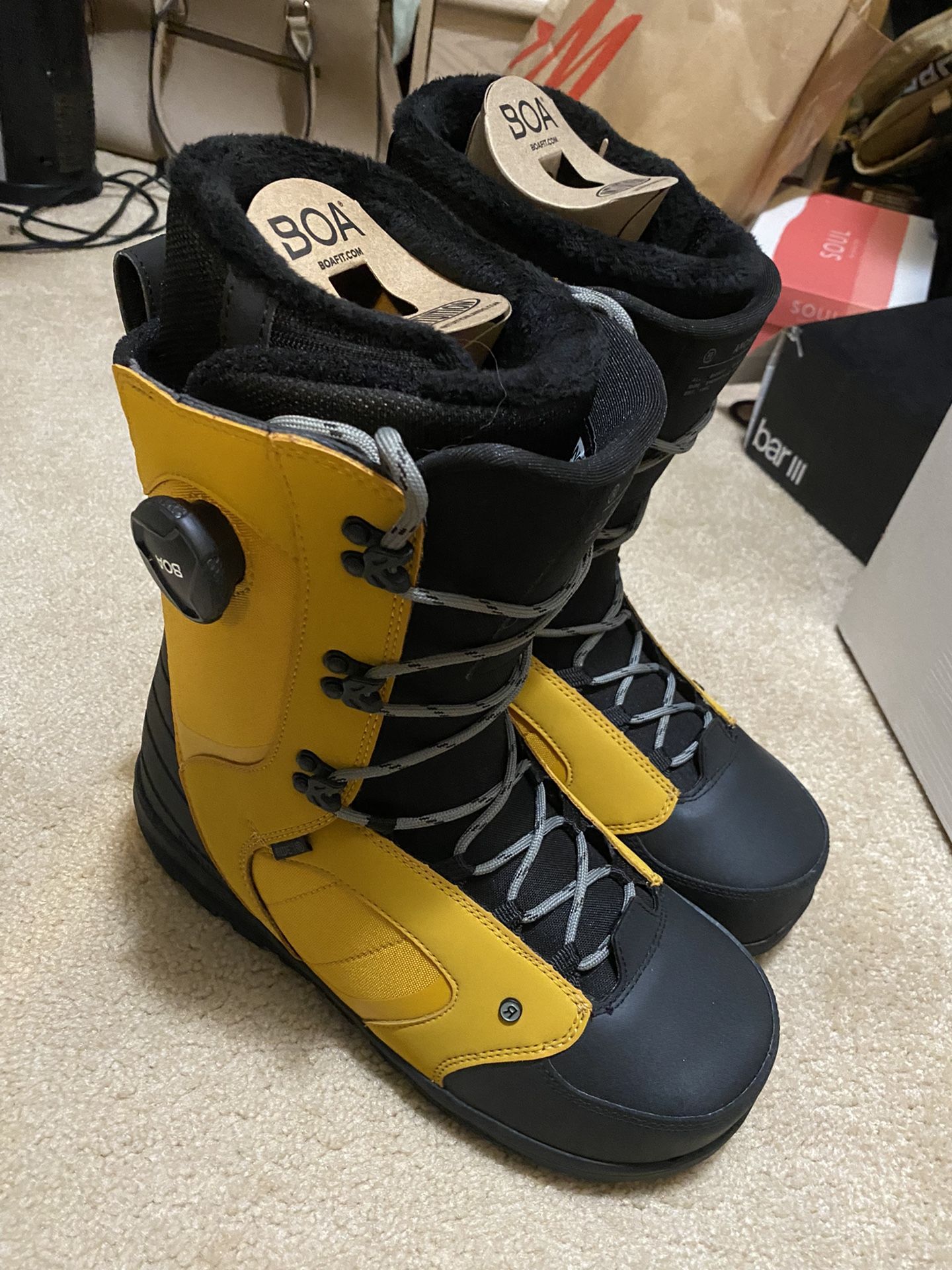 NEW - RIDE ANCHOR 11.5 M, ORIG. $275.00 Snowboard Boot