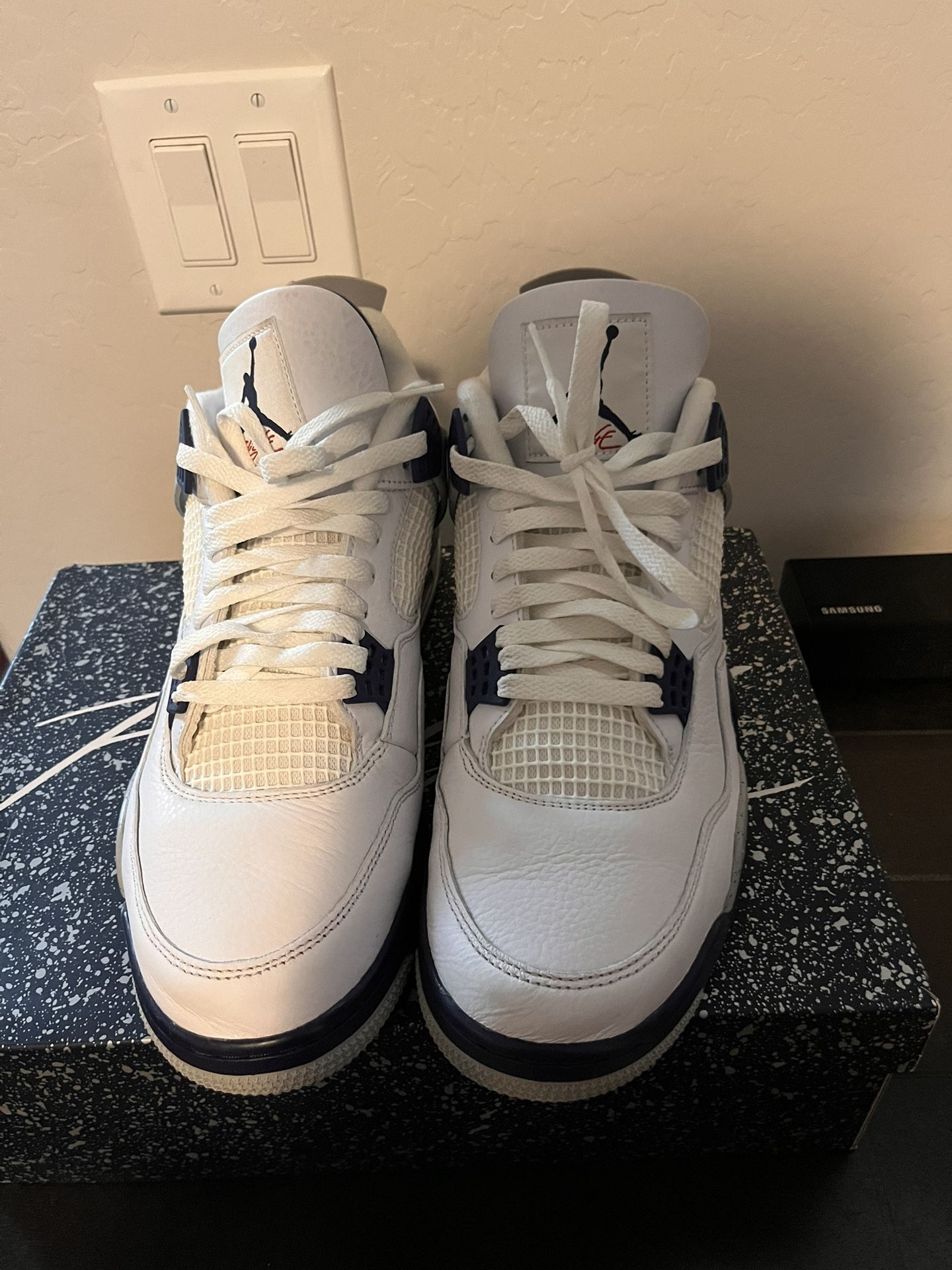 Jordan 4