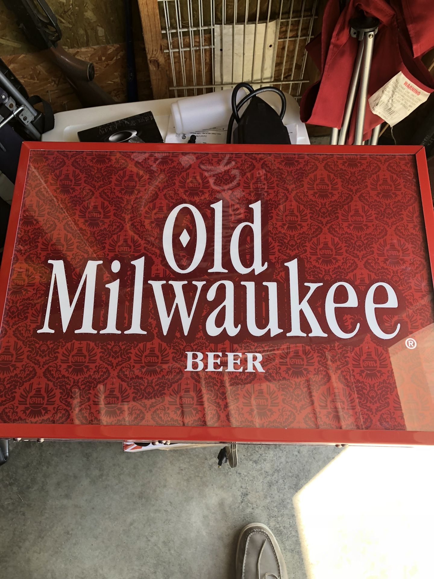 Vintage Old Milwaukee Beer light up sign