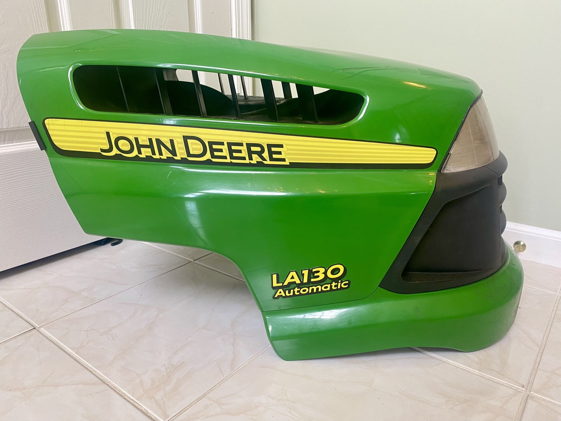 John Deere LA130 Complete Hood Engine Cover Excellent Condition!  
