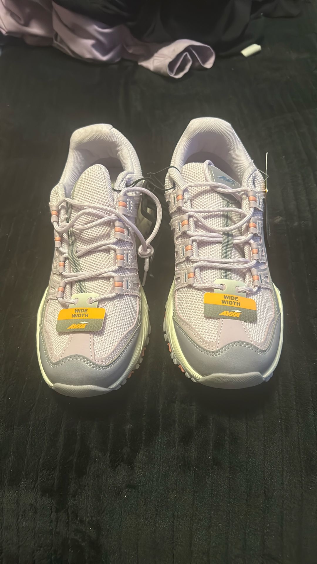 Avia Wide W 9.5